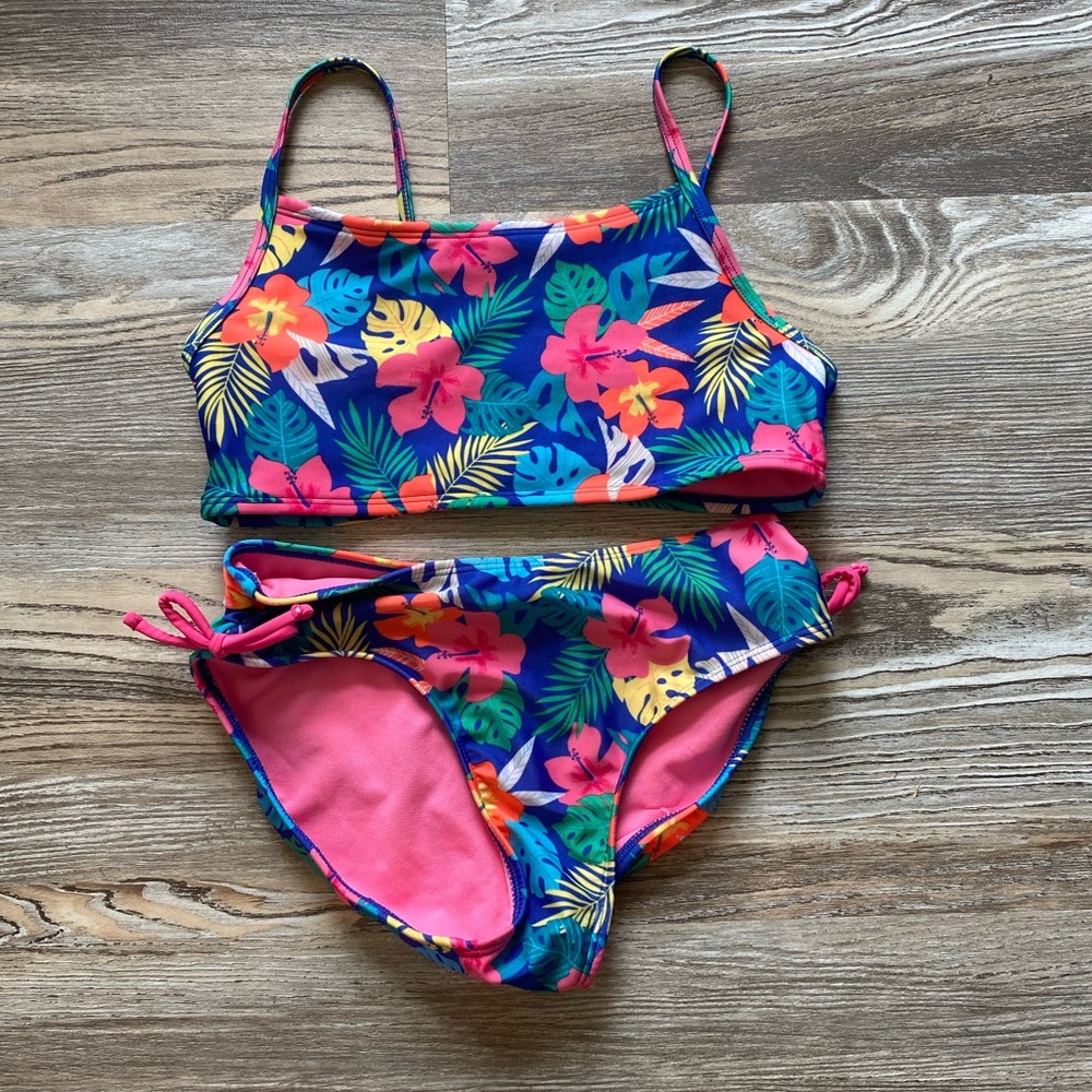 Girls bikini